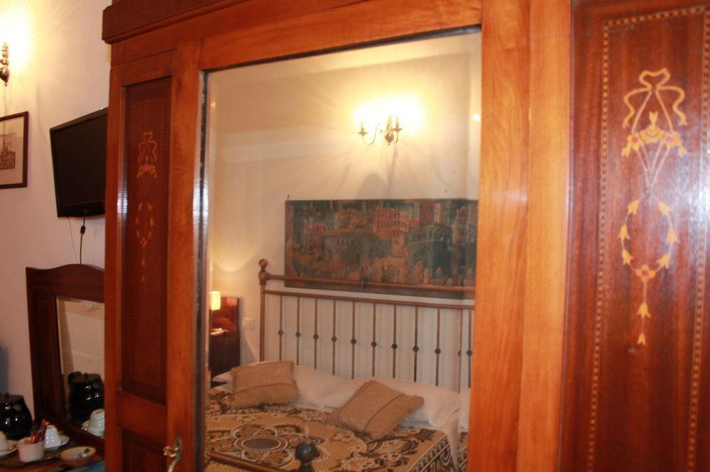 시에나 Palazzo Masi B&B 외부 사진